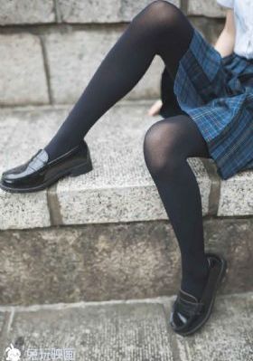 朋友的年轻妈妈_超清HD在线观看